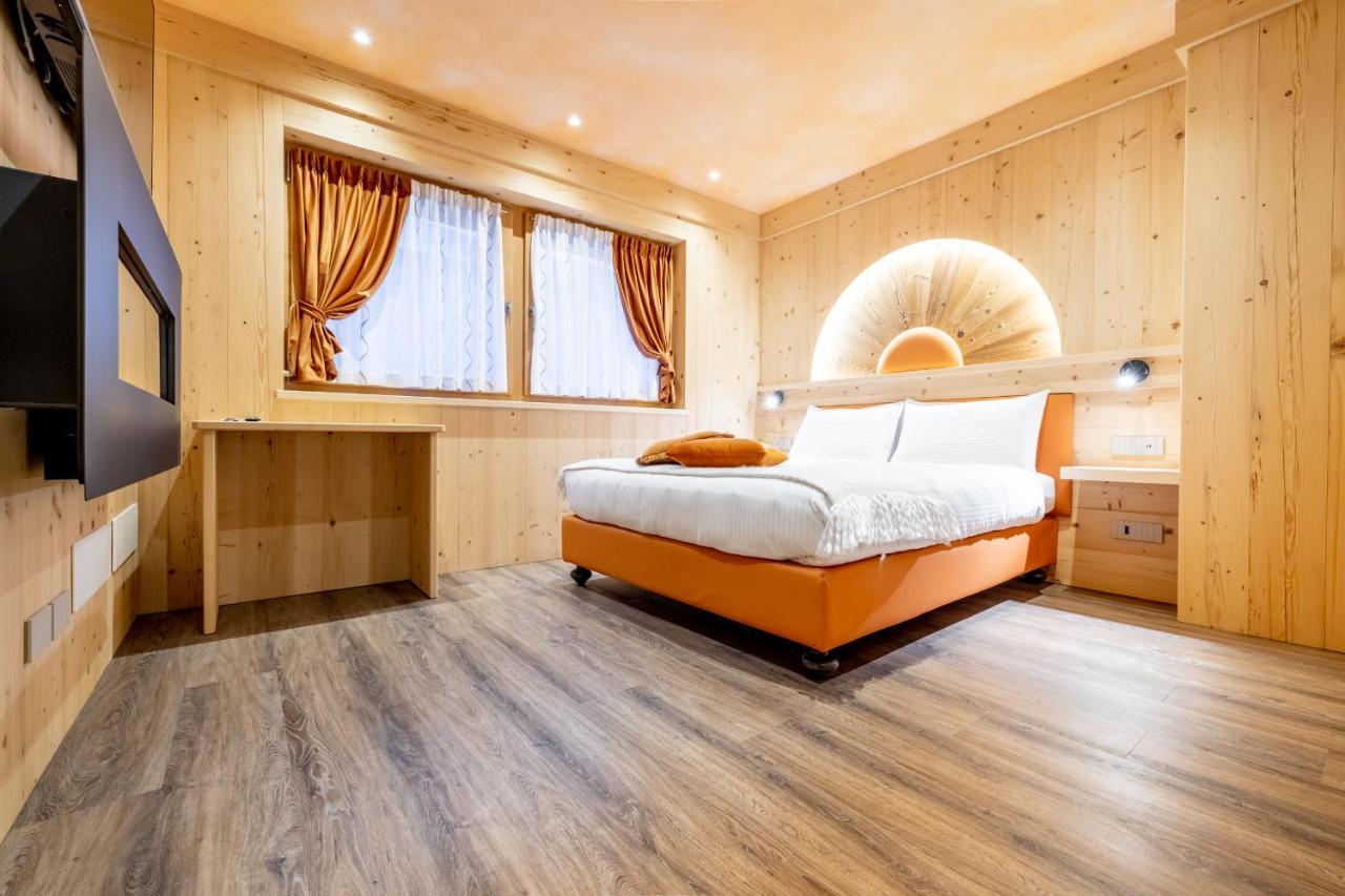 Chalet Imbosc'Che - 5 Beautiful Rooms In Charming B&B Ливиньо Екстериор снимка