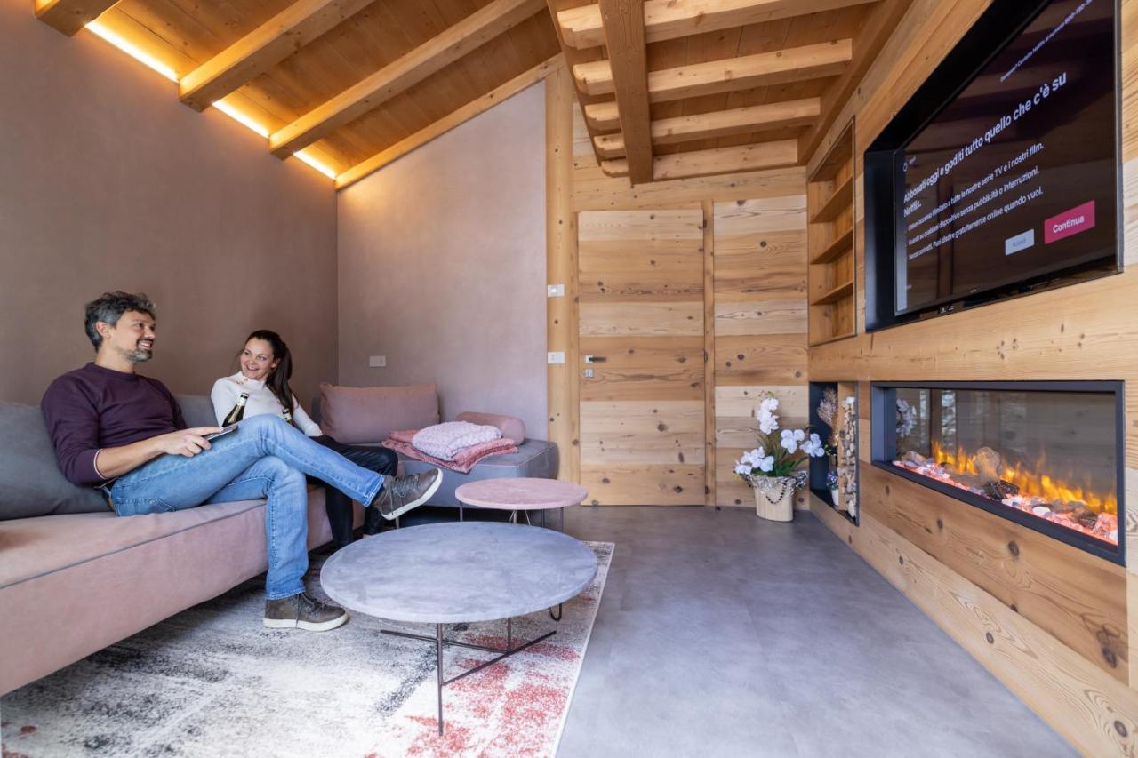 Chalet Imbosc'Che - 5 Beautiful Rooms In Charming B&B Ливиньо Екстериор снимка