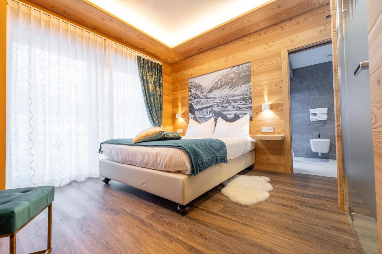 Chalet Imbosc'Che - 5 Beautiful Rooms In Charming B&B Ливиньо Екстериор снимка