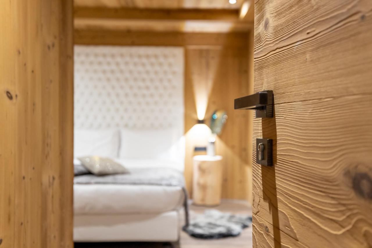Chalet Imbosc'Che - 5 Beautiful Rooms In Charming B&B Ливиньо Екстериор снимка