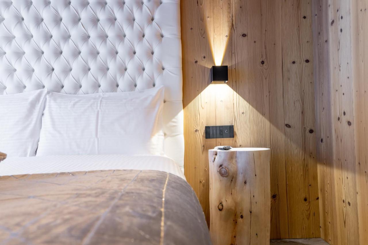 Chalet Imbosc'Che - 5 Beautiful Rooms In Charming B&B Ливиньо Екстериор снимка